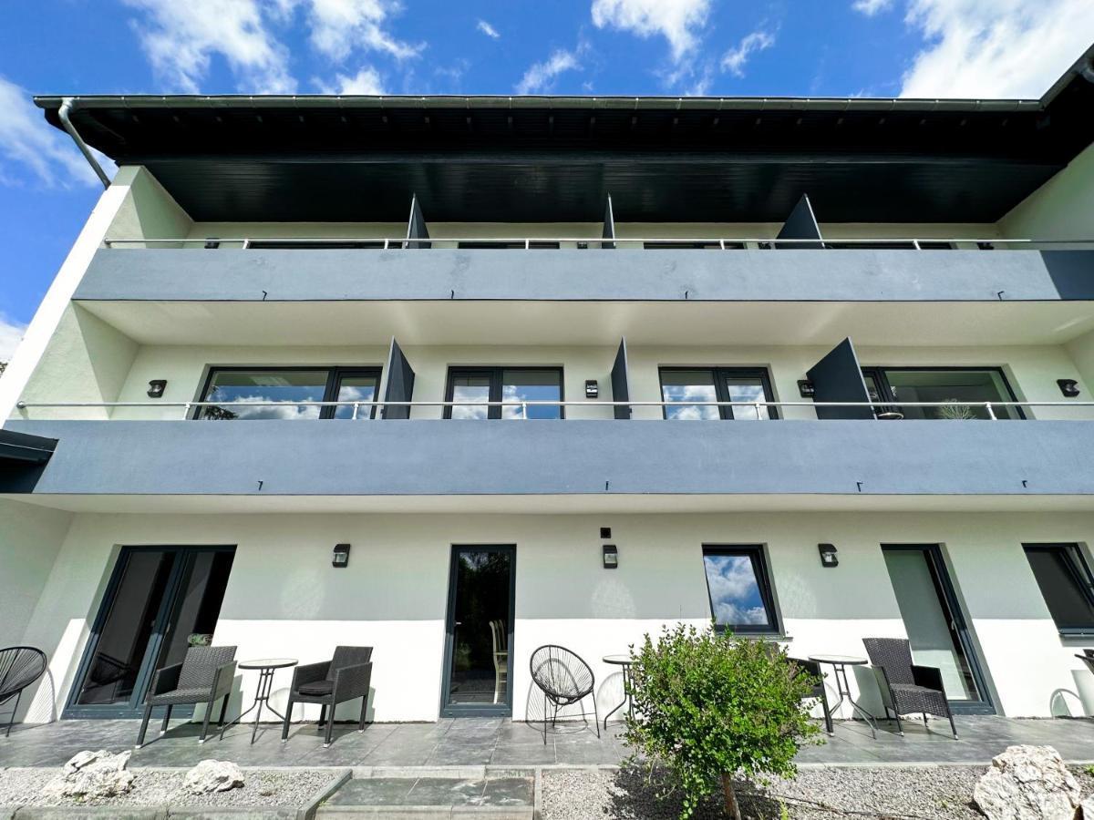 Gaestehotel Lucendi Premium Lounge Hohenleimbach Extérieur photo